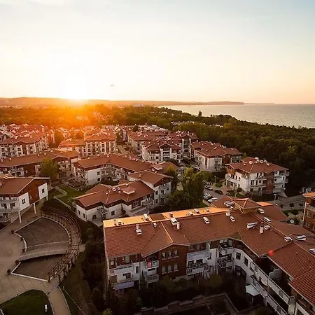 Jelitkowo, Neptun Park 50 M Od Plazy