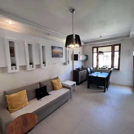 Jelitkowo, Neptun Park 50 M Od Plazy *